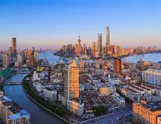 开云体育-上海久事训练开放日，窗口期队长鼓劲引欢呼，西甲在即，临场指挥获称赞